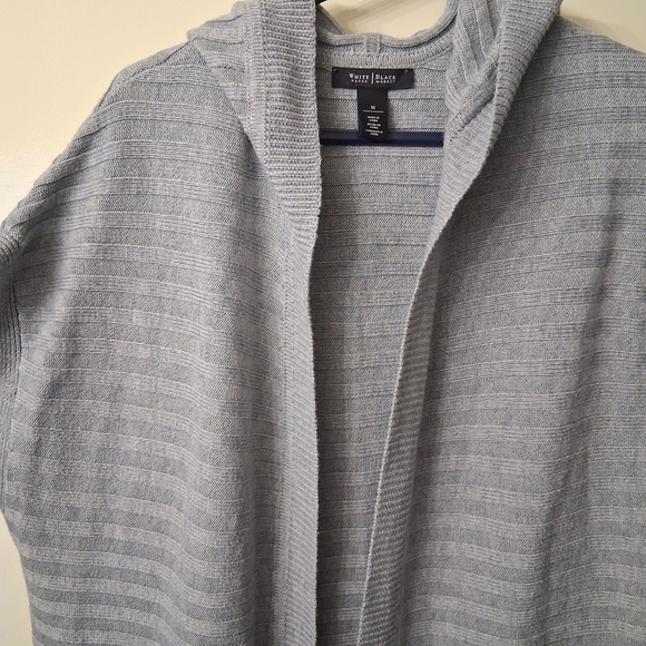 White En Black Market Gray Cardigan Sweater - Picture 4 of 8